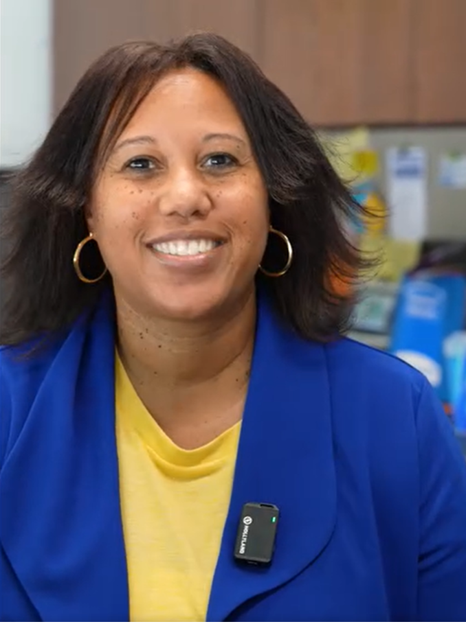 Sherra Thomas, Principal